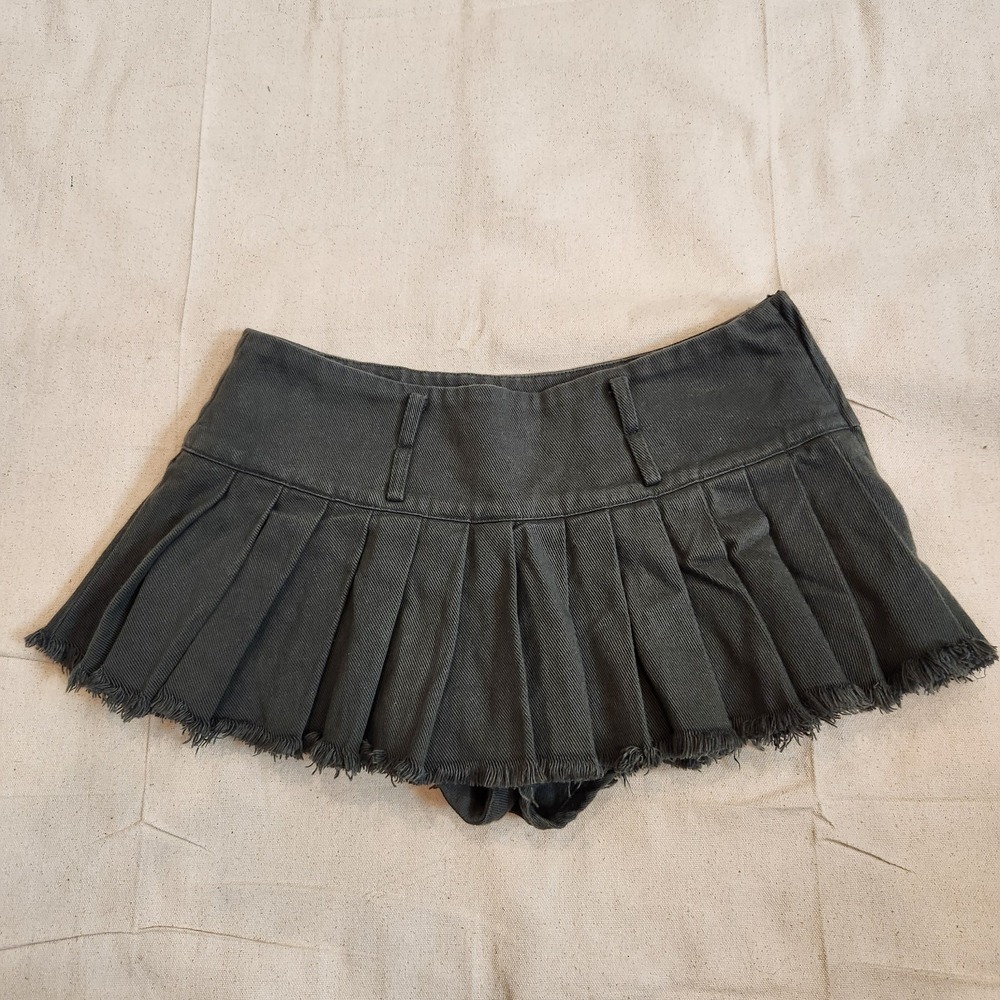 Edikted Dark Gray Denim Pleated Skort Small Mini Y2K Grunge Low Rise Skirt Short
